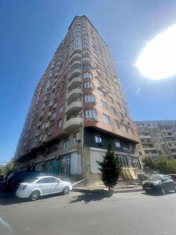Satılır 3 otaqlı mənzil 92 m²