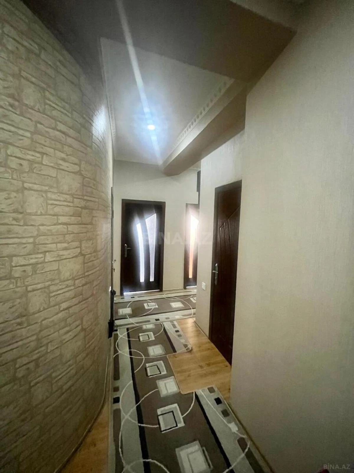 Satılır 3 otaqlı mənzil 92 m²