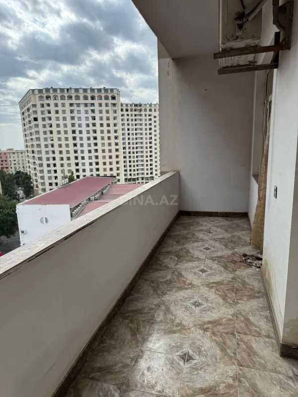 Satılır 3 otaqlı mənzil 150 m²