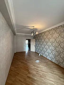 Satılır 3 otaqlı mənzil 150 m²