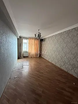 Satılır 3 otaqlı mənzil 150 m²