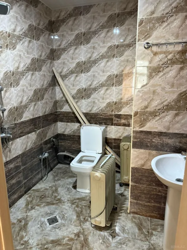 Satılır 3 otaqlı mənzil 150 m²