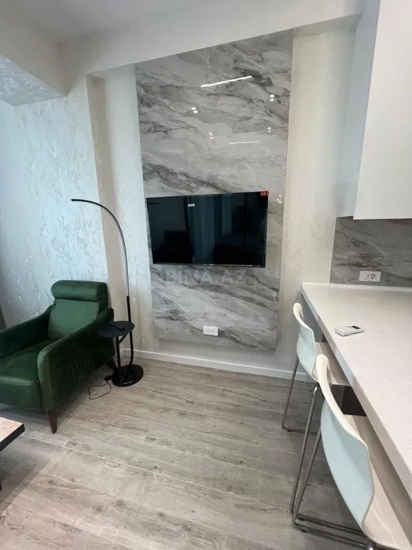 Kirayə verilir 2 otaqlı mənzil 53 m²