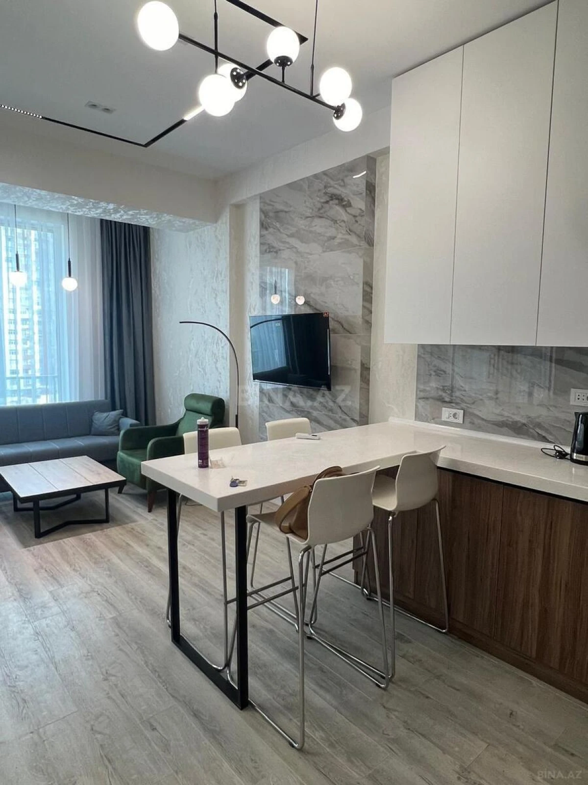 Kirayə verilir 2 otaqlı mənzil 53 m²