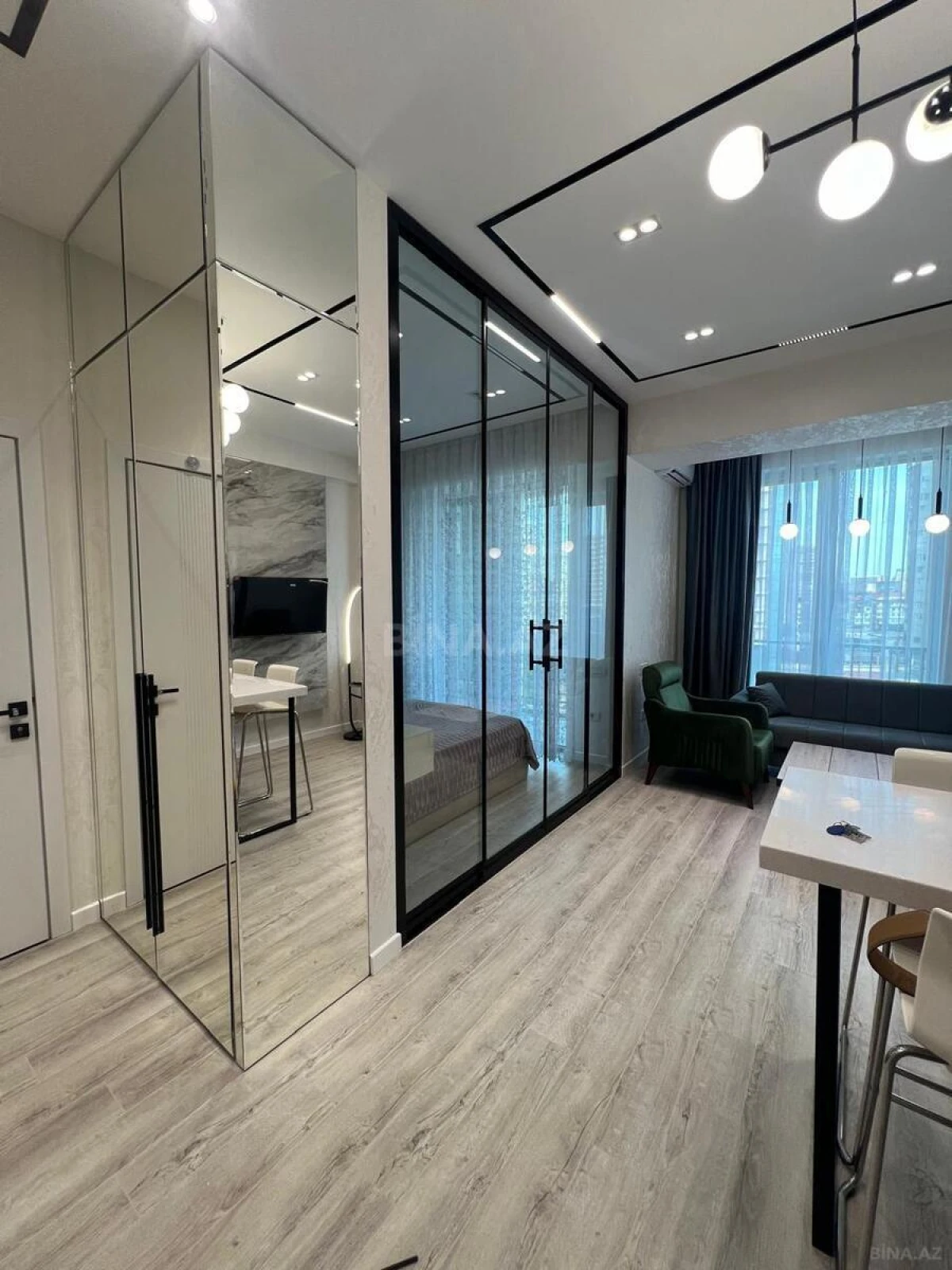Kirayə verilir 2 otaqlı mənzil 53 m²