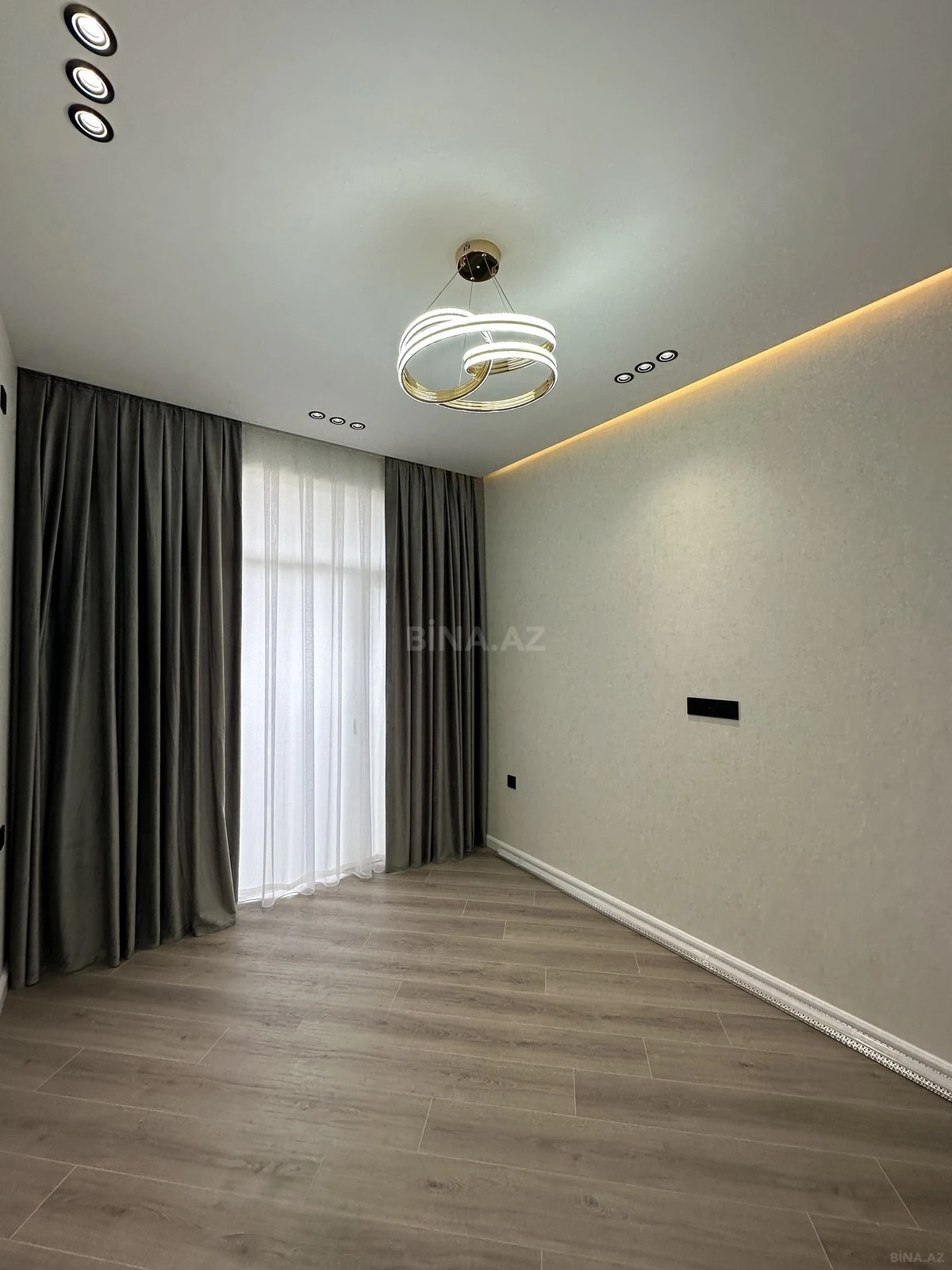 Satılır 3 otaqlı mənzil 80 m²