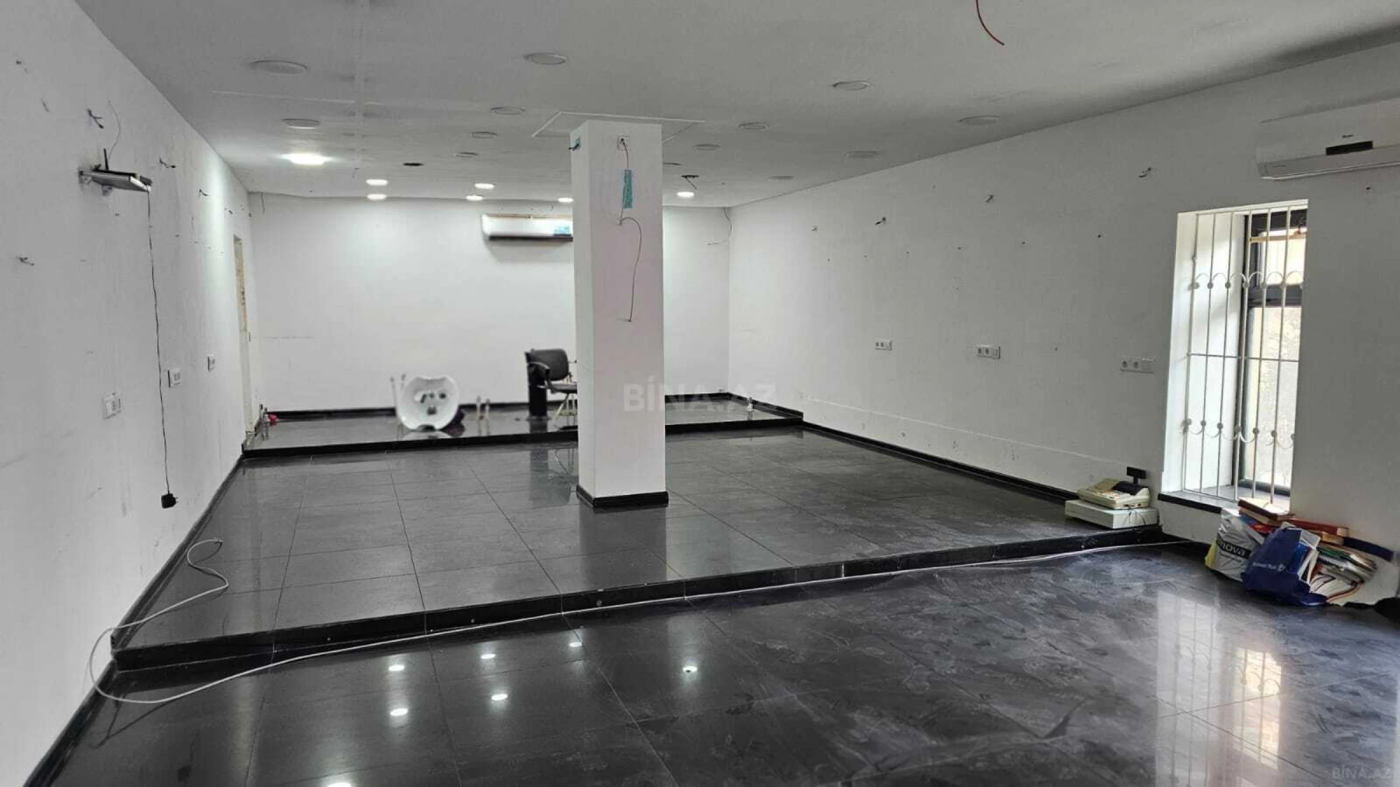 Kirayə verilir 2 otaqlı ofis 140 m²