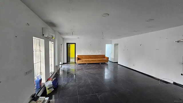 Kirayə verilir 2 otaqlı ofis 140 m²