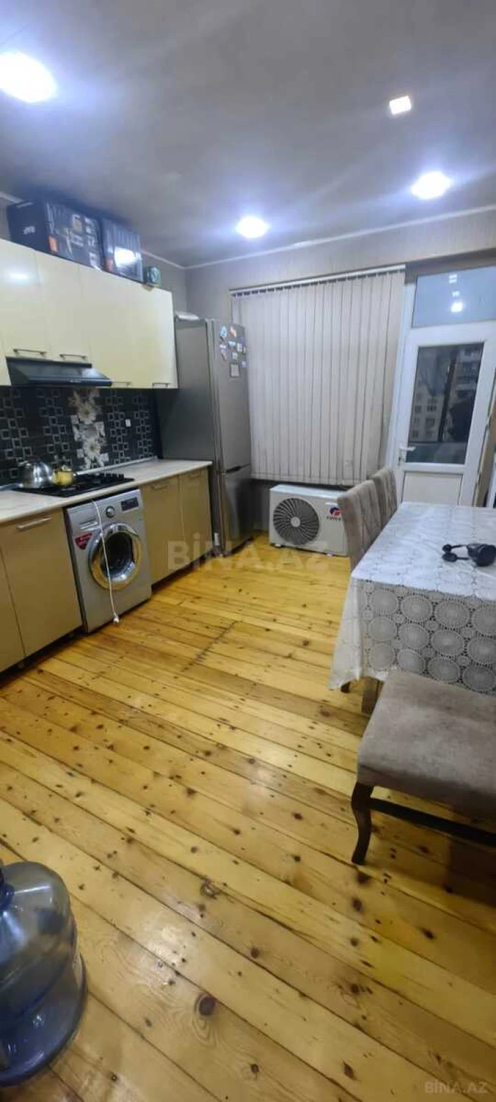 Satılır 2 otaqlı mənzil 60 m²