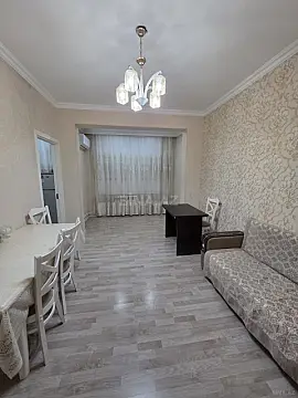 Kirayə verilir 2 otaqlı mənzil 60 m²