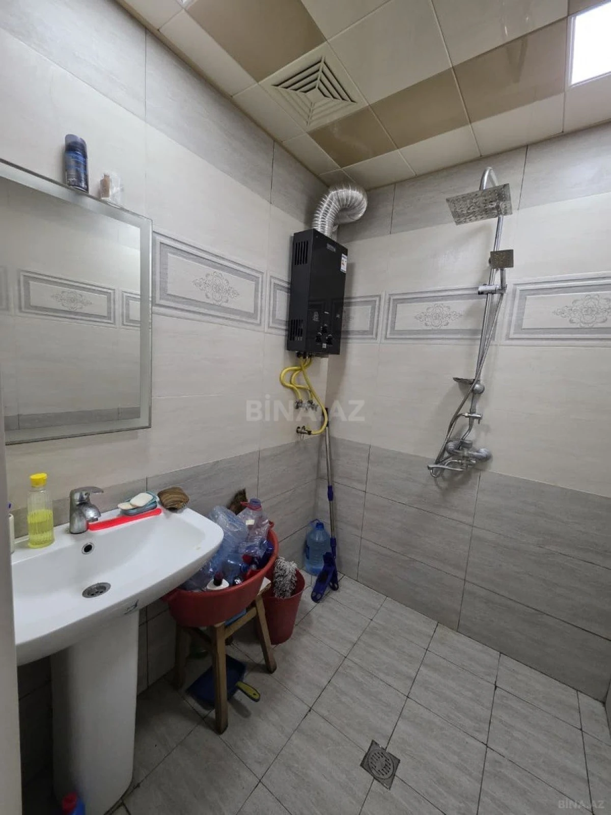 Kirayə verilir 2 otaqlı mənzil 60 m²
