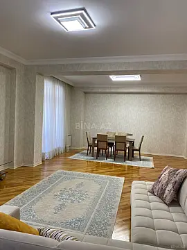Kirayə verilir 3 otaqlı mənzil 155 m²