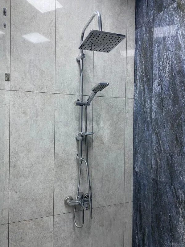 Kirayə verilir 3 otaqlı mənzil 155 m²