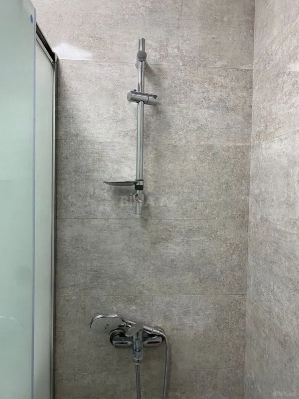 Kirayə verilir 3 otaqlı mənzil 155 m²