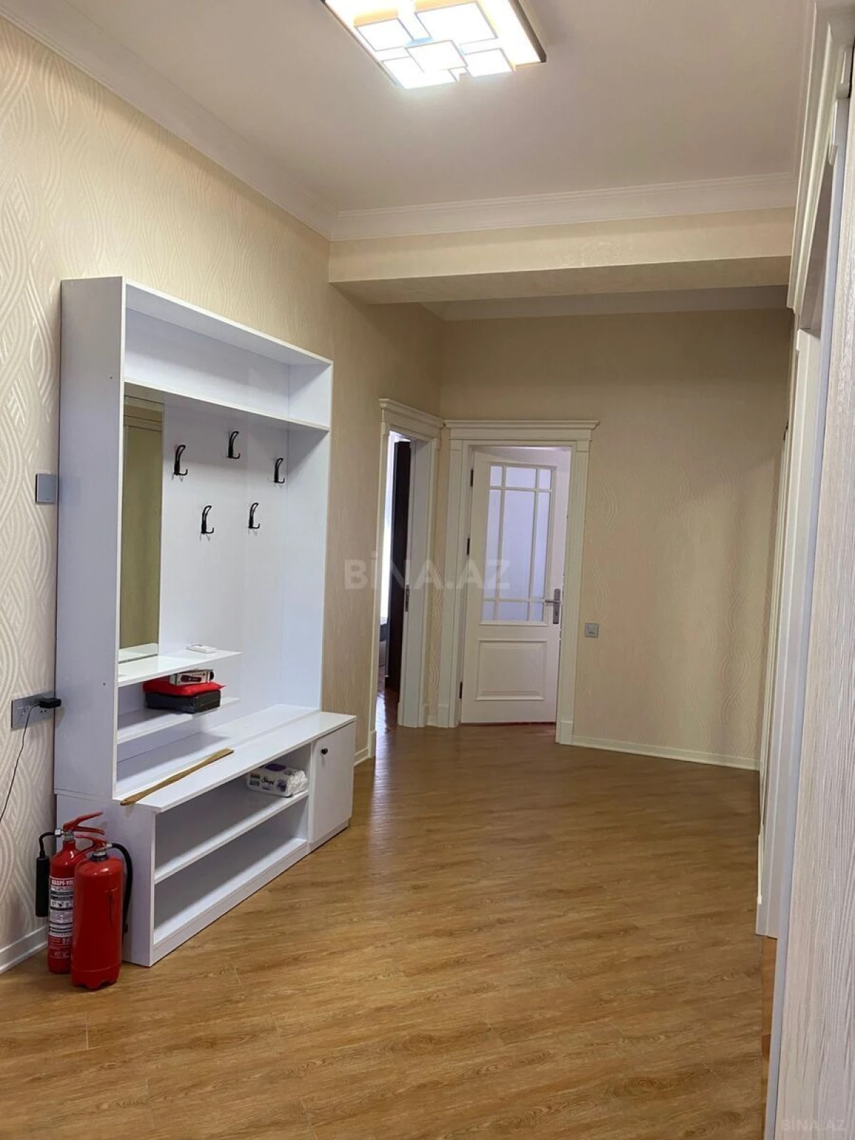 Kirayə verilir 3 otaqlı mənzil 155 m²