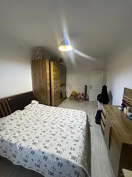 Satılır 4 otaqlı mənzil 100 m²