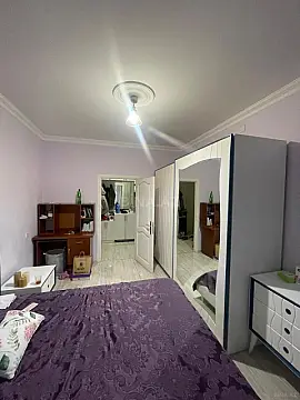 Satılır 4 otaqlı mənzil 100 m²