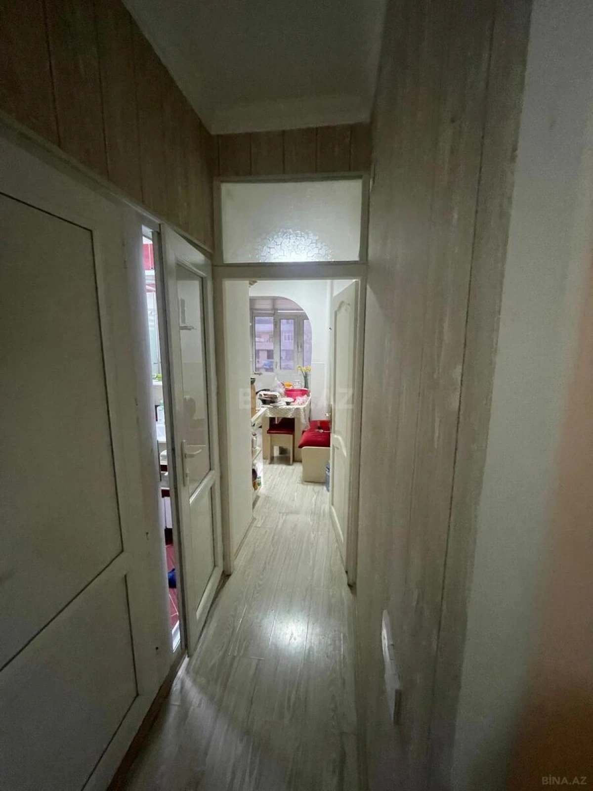 Satılır 4 otaqlı mənzil 100 m²