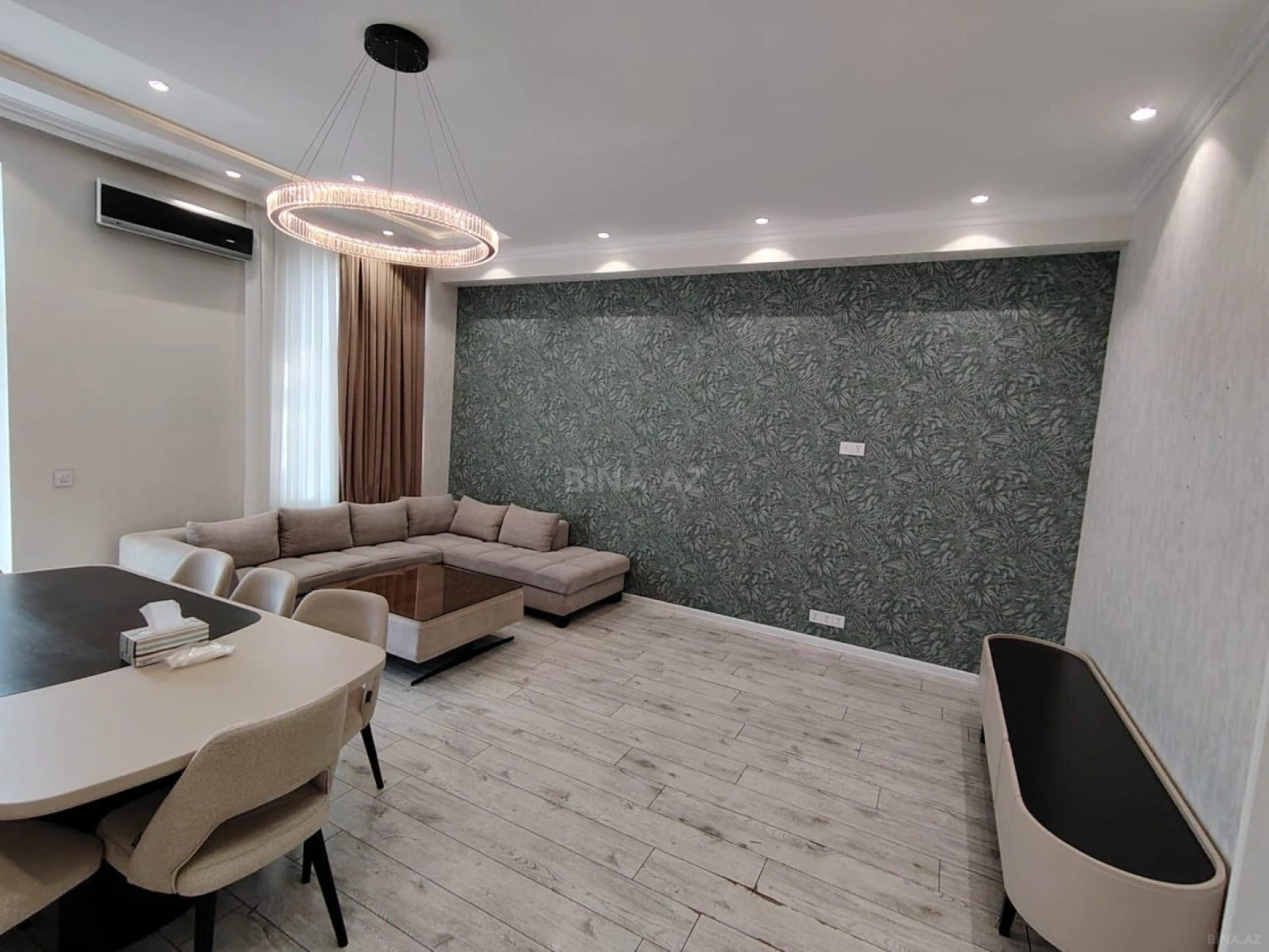 Kirayə verilir 2 otaqlı mənzil 84 m²