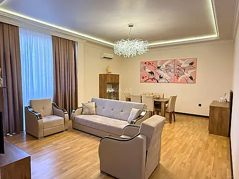 Kirayə verilir 3 otaqlı mənzil 110 m² — Bakı, Nəsimi 3 otaq 110.00 m²