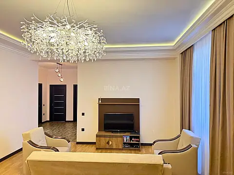 Kirayə verilir 3 otaqlı mənzil 110 m²