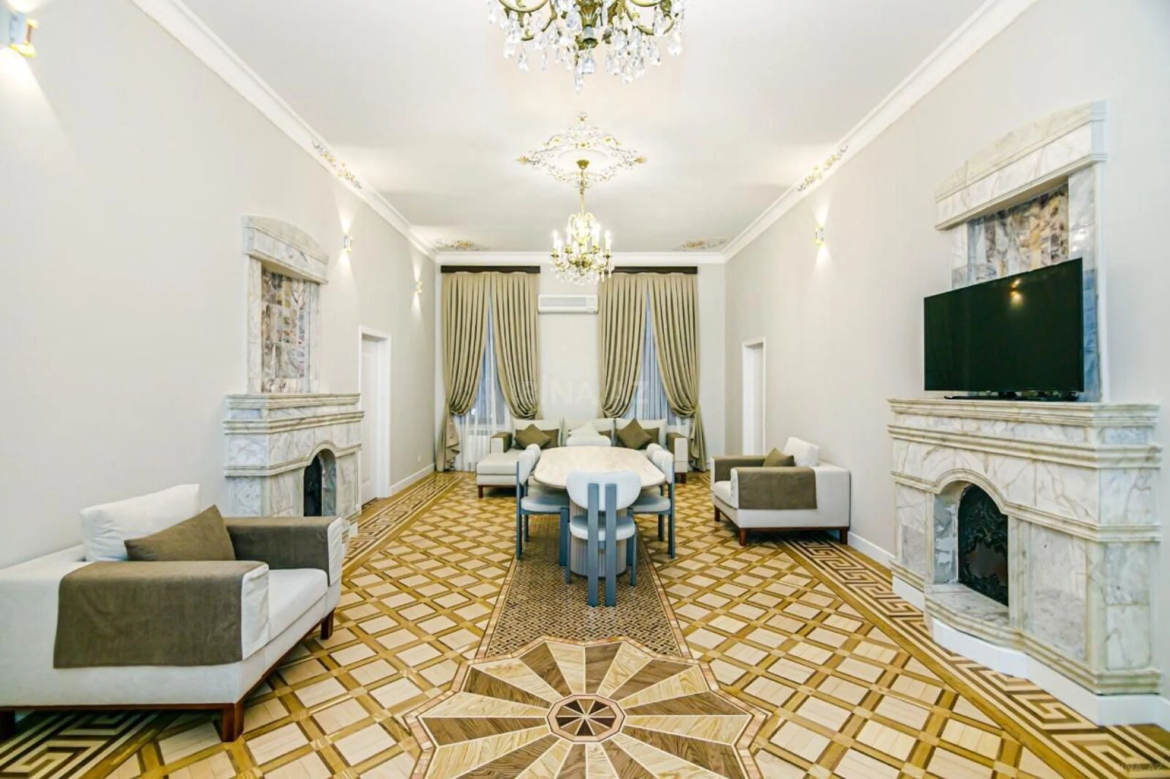 Kirayə verilir 5 otaqlı mənzil 220 m²