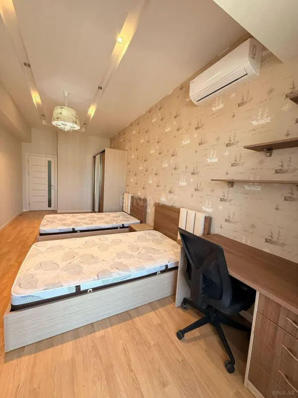 Kirayə verilir 3 otaqlı mənzil 150 m²