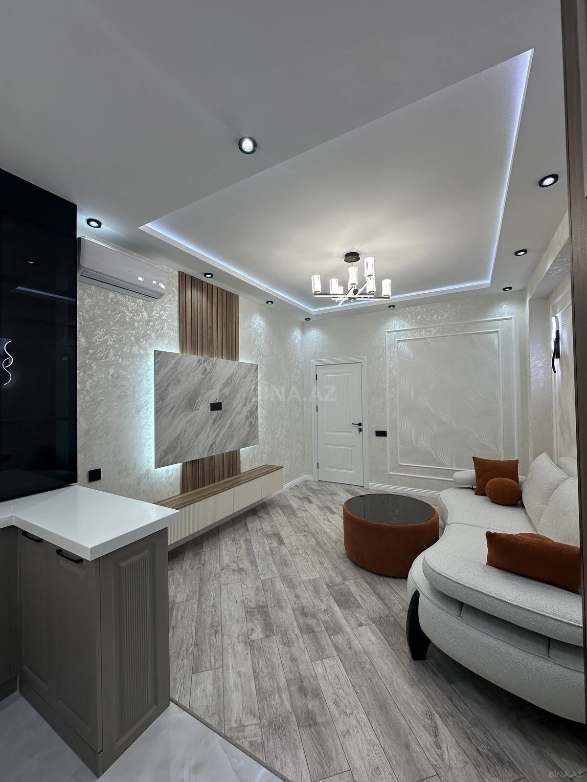 Satılır 2 otaqlı mənzil 55 m²