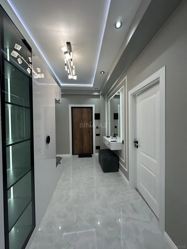 Satılır 2 otaqlı mənzil 55 m²