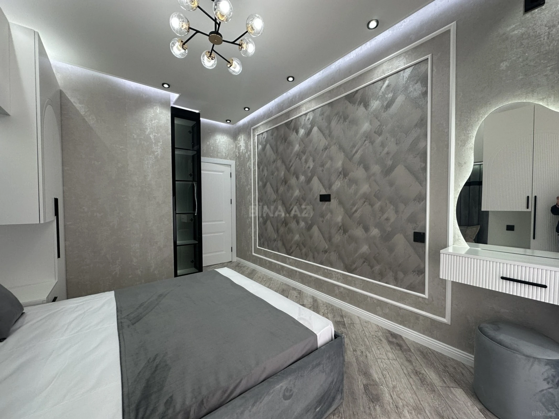 Satılır 2 otaqlı mənzil 55 m²