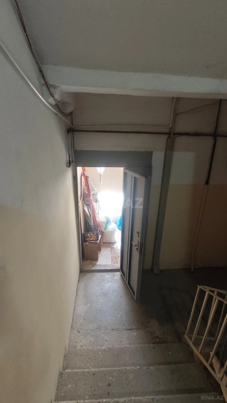 Satılır 5 otaqlı mənzil 125 m²