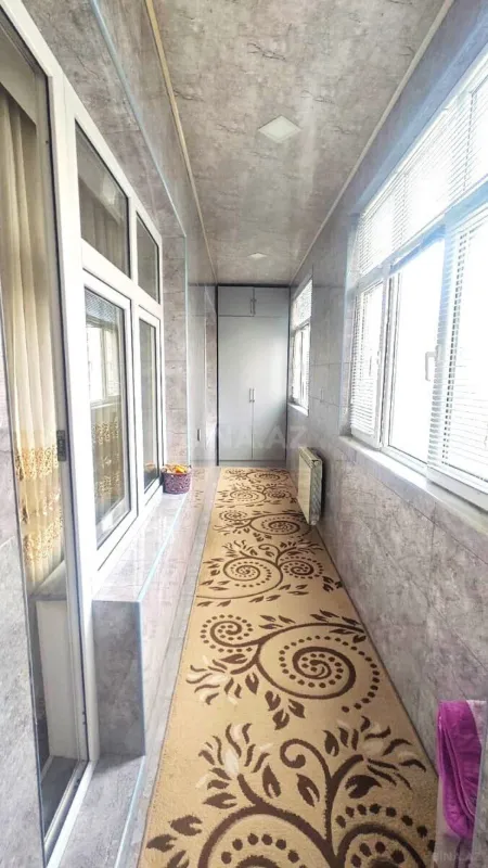Satılır 5 otaqlı mənzil 125 m²