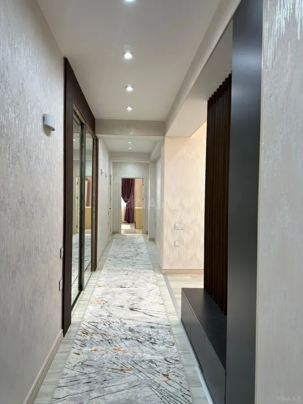 Satılır 3 otaqlı mənzil 112 m²