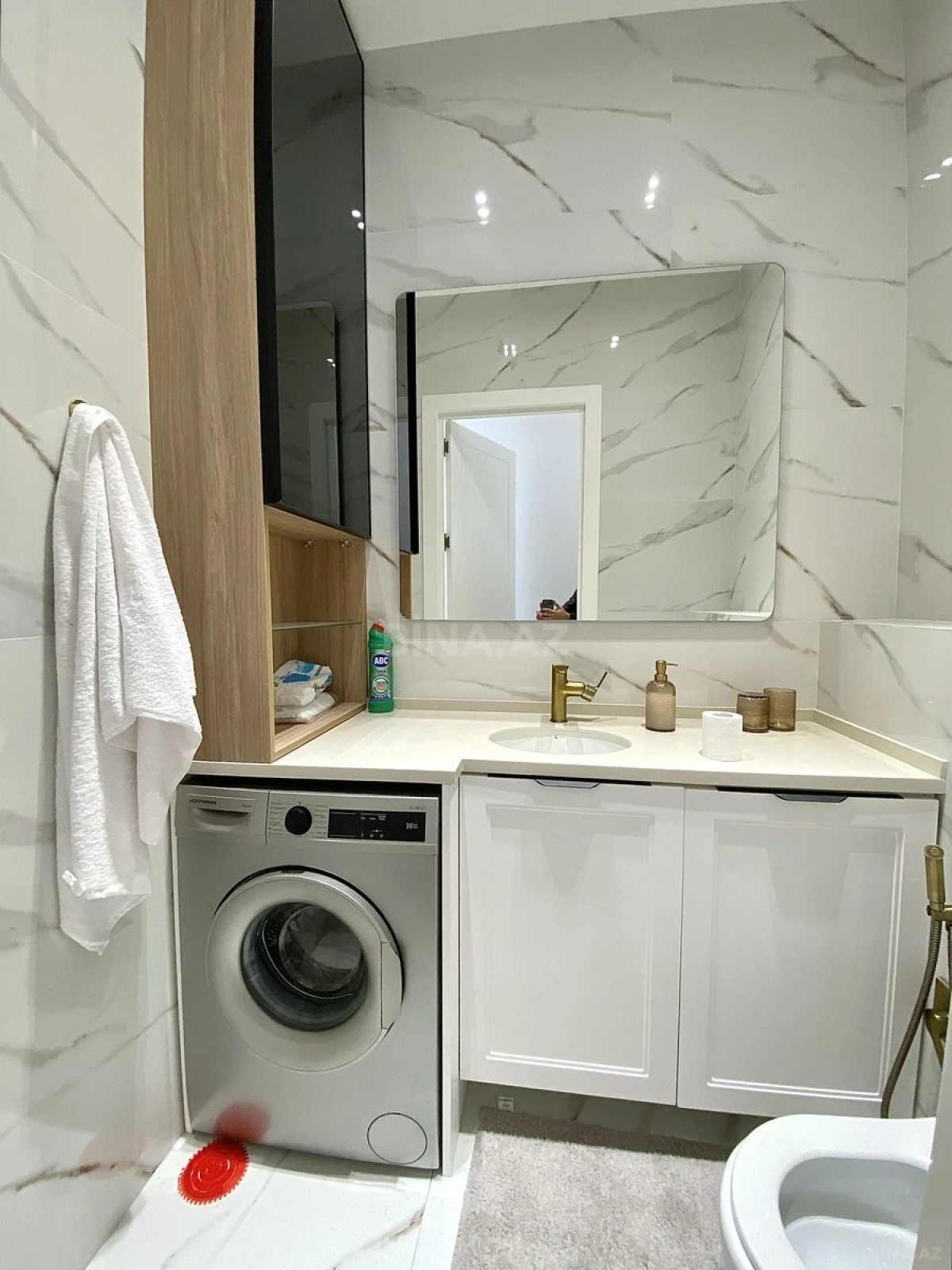 Kirayə verilir 2 otaqlı mənzil 85 m²