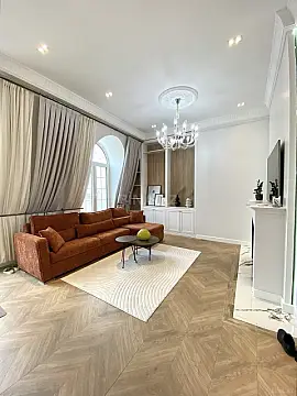 Kirayə verilir 2 otaqlı mənzil 85 m²