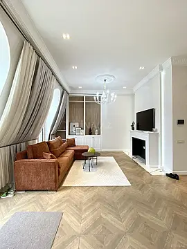 Kirayə verilir 2 otaqlı mənzil 85 m²