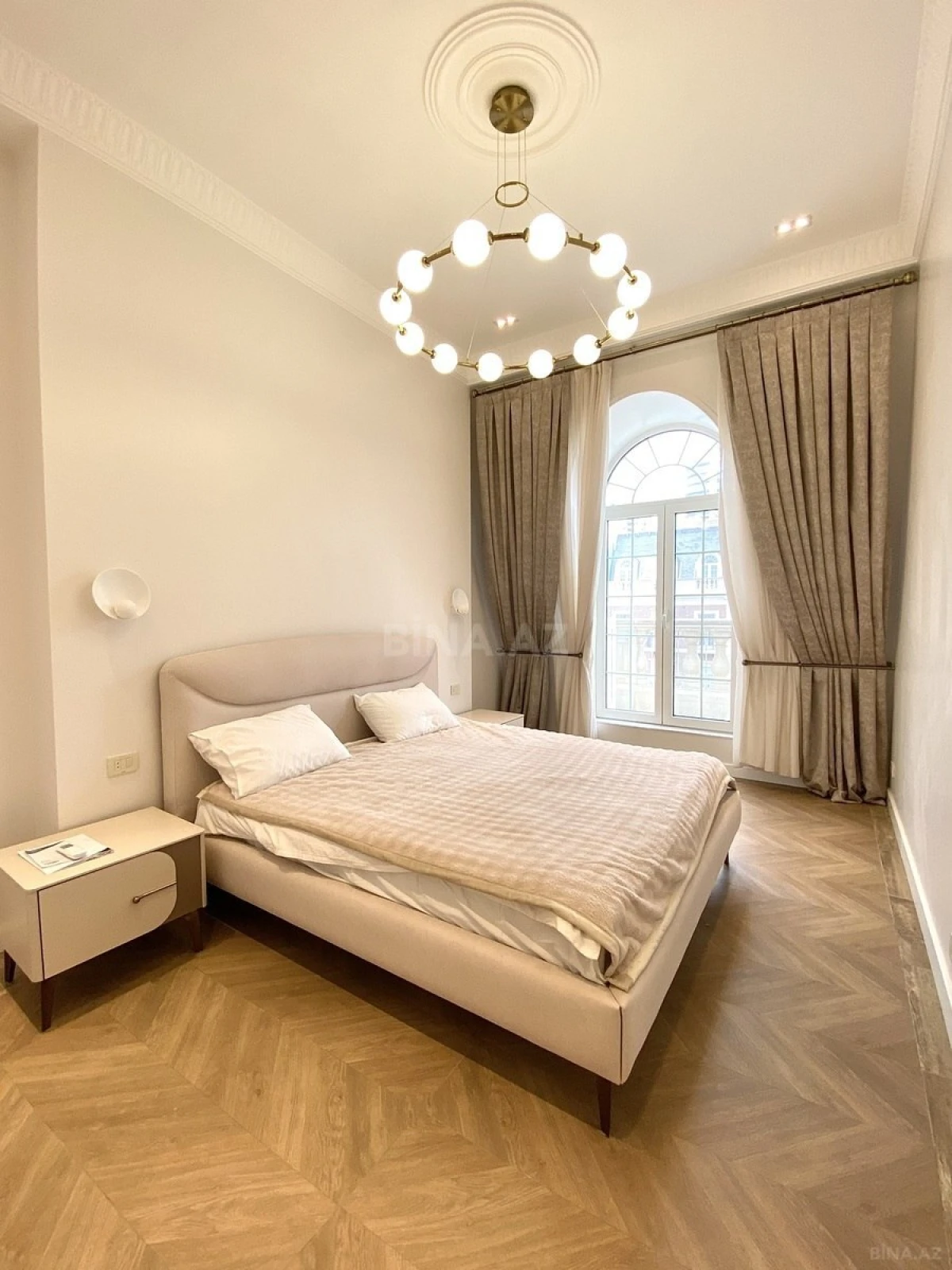 Kirayə verilir 2 otaqlı mənzil 85 m²