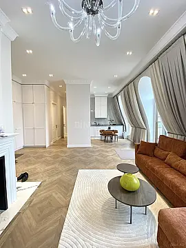 Kirayə verilir 2 otaqlı mənzil 85 m²