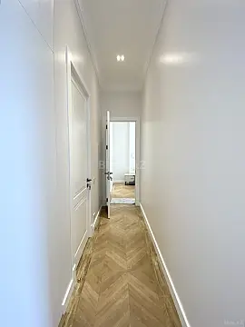 Kirayə verilir 2 otaqlı mənzil 85 m²