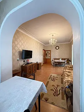 Satılır 2 otaqlı mənzil 45 m² — Bakı, İnşaatçılar 2 otaq 45.00 m²