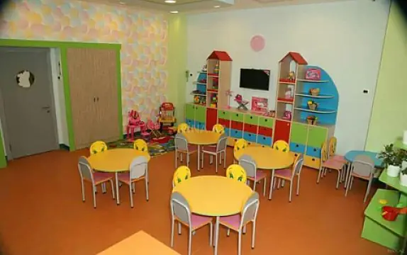 Satılır obyekt 440 m²