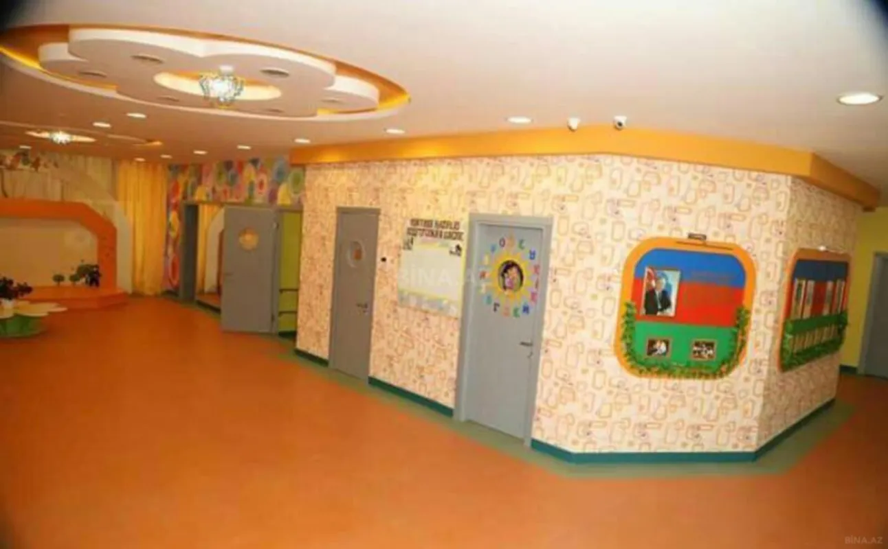 Satılır obyekt 440 m²