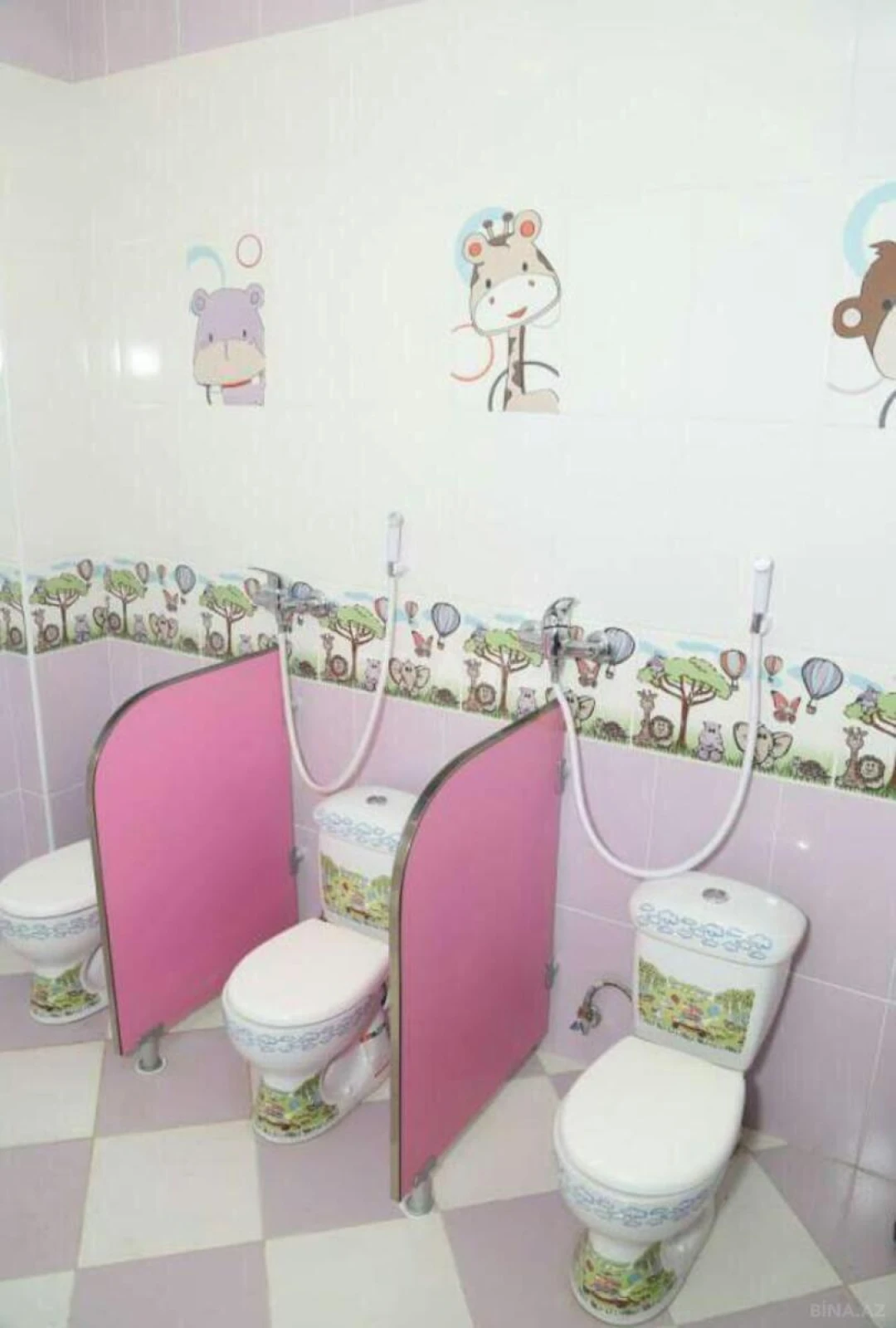 Satılır obyekt 440 m²