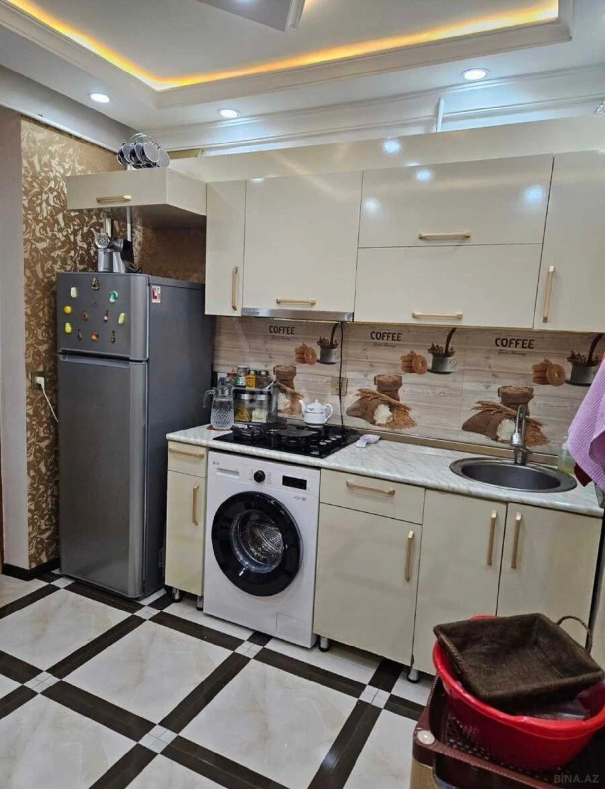 Satılır 3 otaqlı mənzil 80 m²