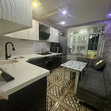 Satılır 3 otaqlı mənzil 84 m²