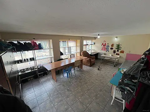 Kirayə verilir 8 otaqlı həyət evi 250 m²