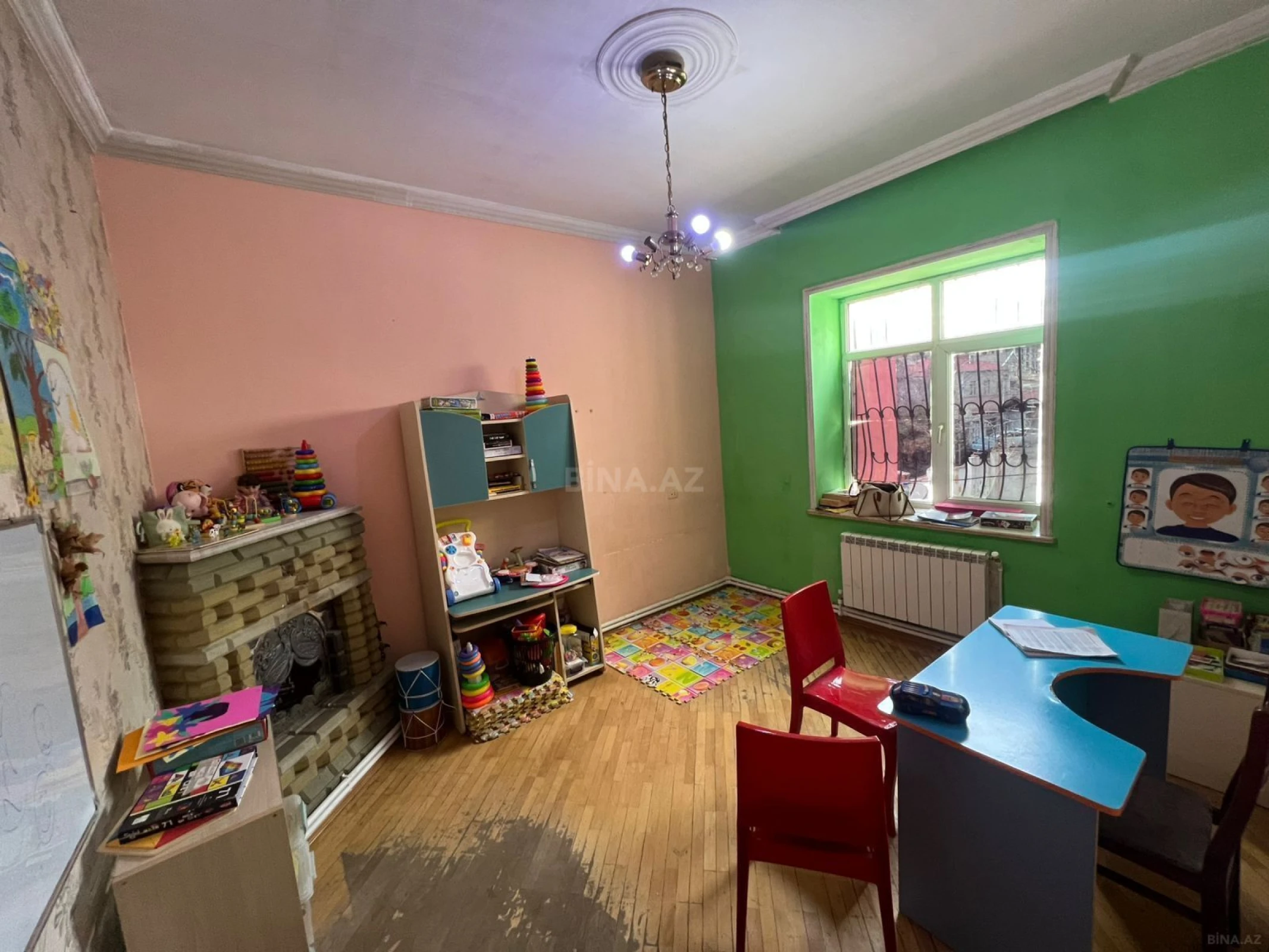 Kirayə verilir 8 otaqlı həyət evi 250 m²