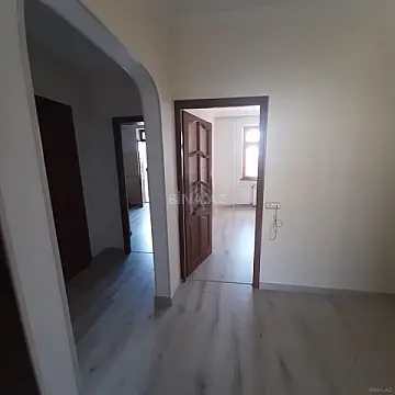 Satılır 3 otaqlı mənzil 75 m²