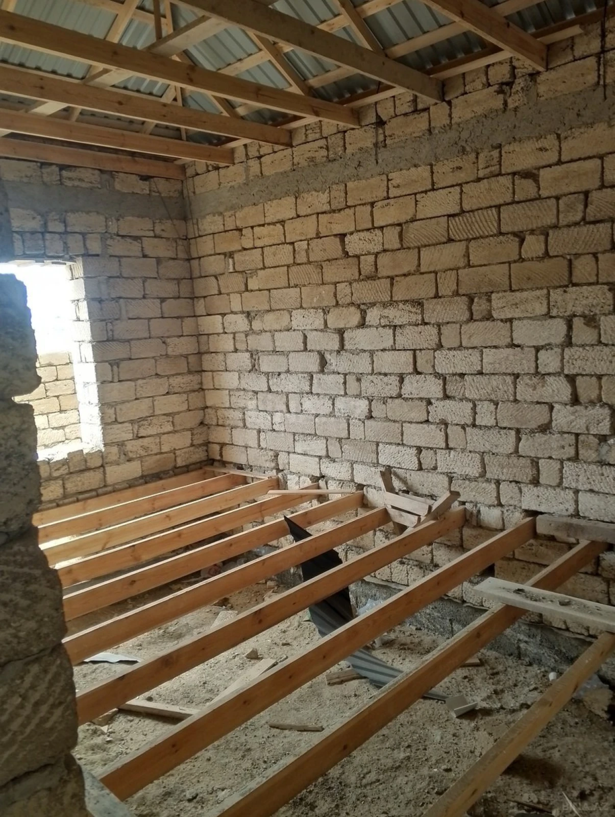 Satılır 4 otaqlı həyət evi 100 m²