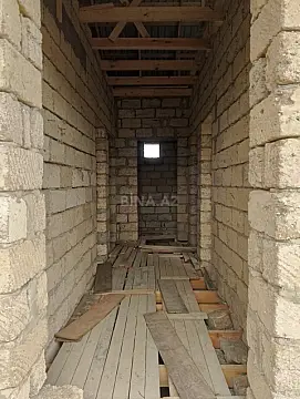 Satılır 4 otaqlı həyət evi 100 m²